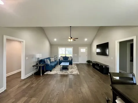 219 Graham Way Shelbyville TN 37160