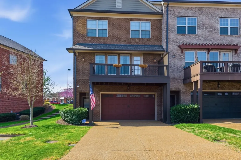 1106 Smokewood Way Nashville TN 37221