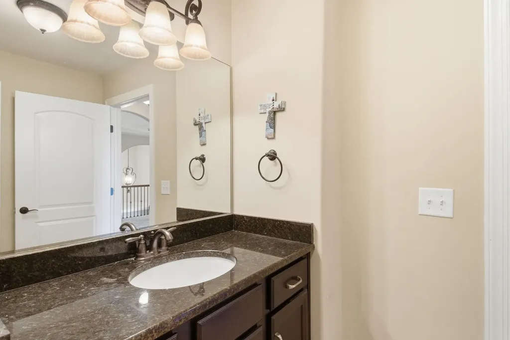 1106 Smokewood Way Nashville TN 37221