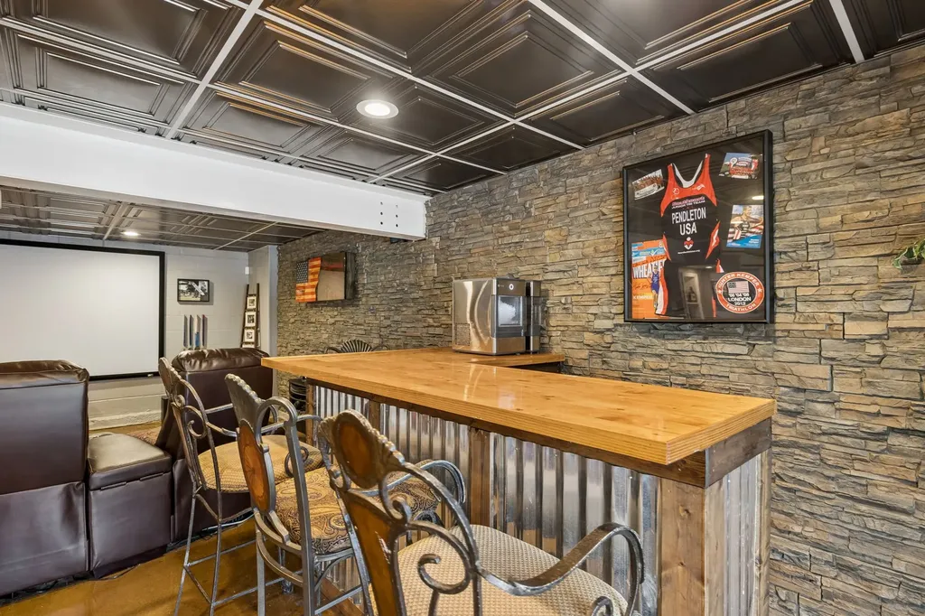9469 Christiana Fosterville Road Christiana TN 37037