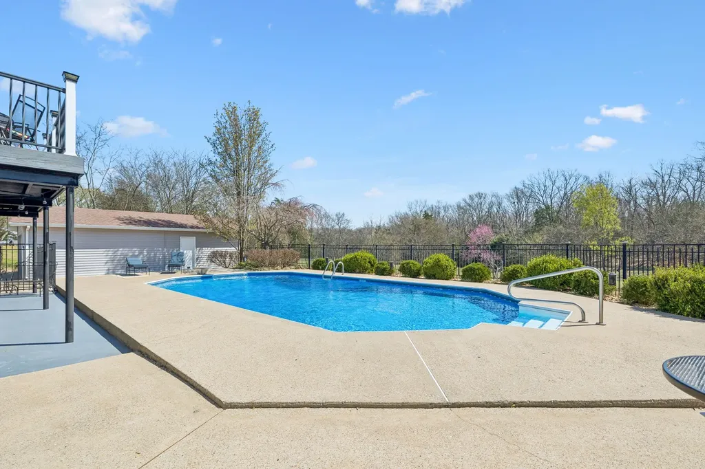 9469 Christiana Fosterville Road Christiana TN 37037