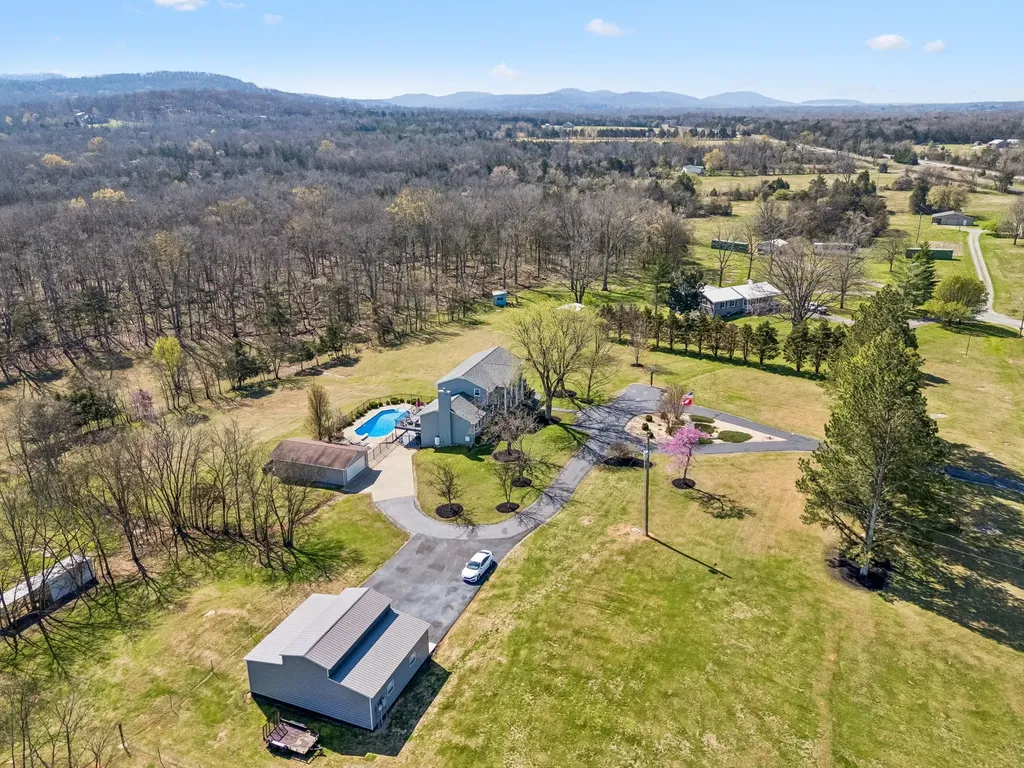 9469 Christiana Fosterville Road Christiana TN 37037