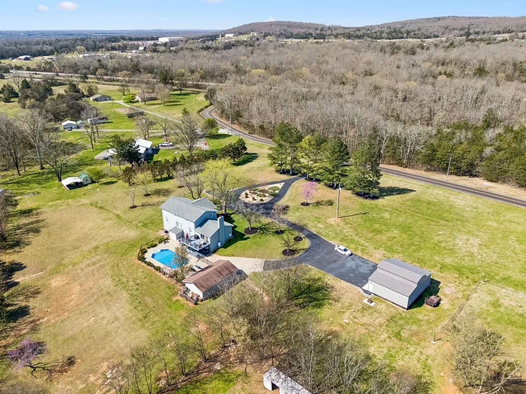 9469 Christiana Fosterville Road Christiana TN 37037