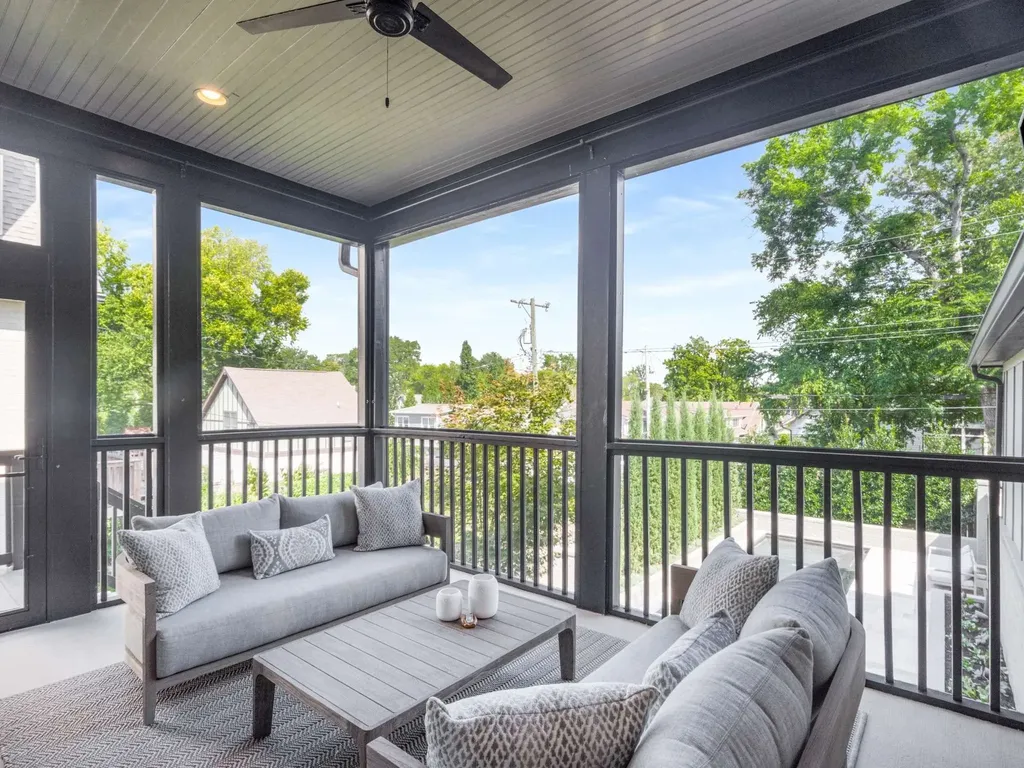 2710 Brightwood Avenue Nashville TN 37212