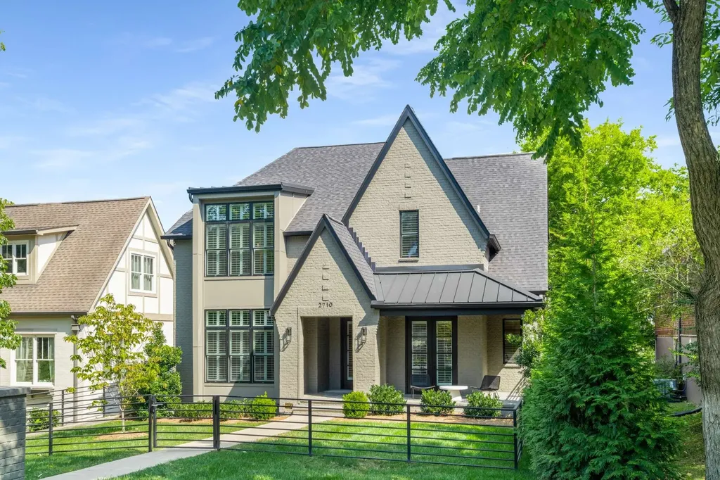 2710 Brightwood Avenue Nashville TN 37212