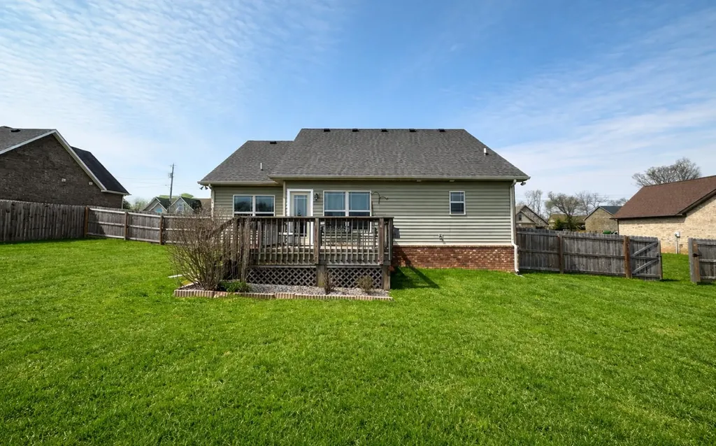 131 Irish Oaks Drive Portland TN 37148