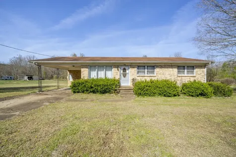 5062 Sunny Acres Drive Waynesboro TN 38485