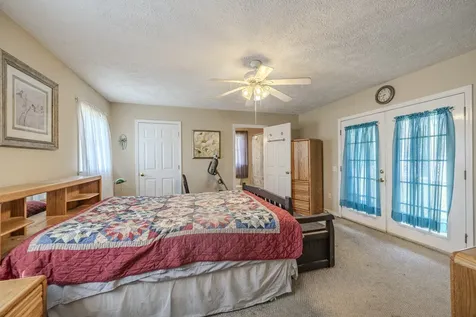 5062 Sunny Acres Drive Waynesboro TN 38485