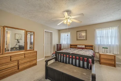 5062 Sunny Acres Drive Waynesboro TN 38485