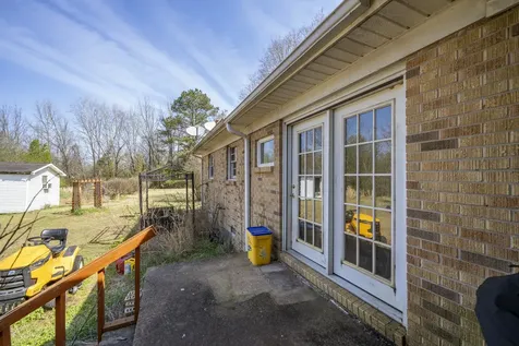 5062 Sunny Acres Drive Waynesboro TN 38485