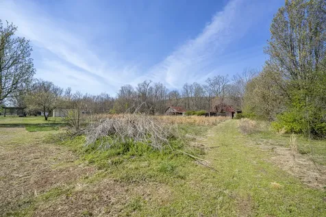 5062 Sunny Acres Drive Waynesboro TN 38485