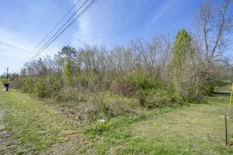 5062 Sunny Acres Drive Waynesboro TN 38485