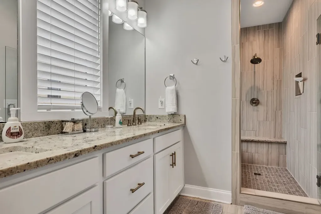 719 Douglas Avenue Nashville TN 37207