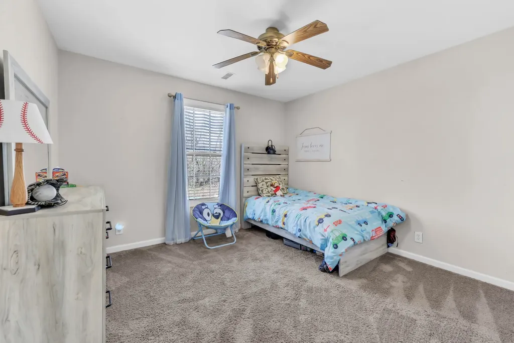 1727 Needmore Road Clarksville TN 37042