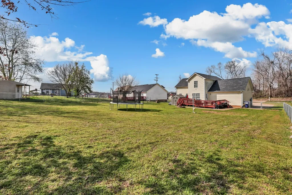 1727 Needmore Road Clarksville TN 37042