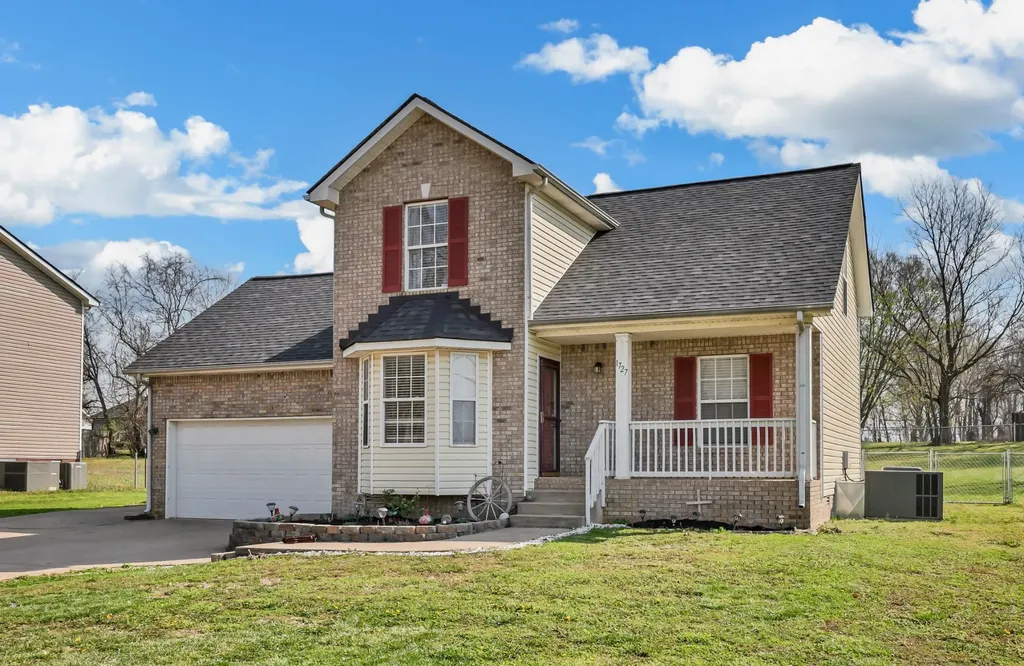 1727 Needmore Road Clarksville TN 37042