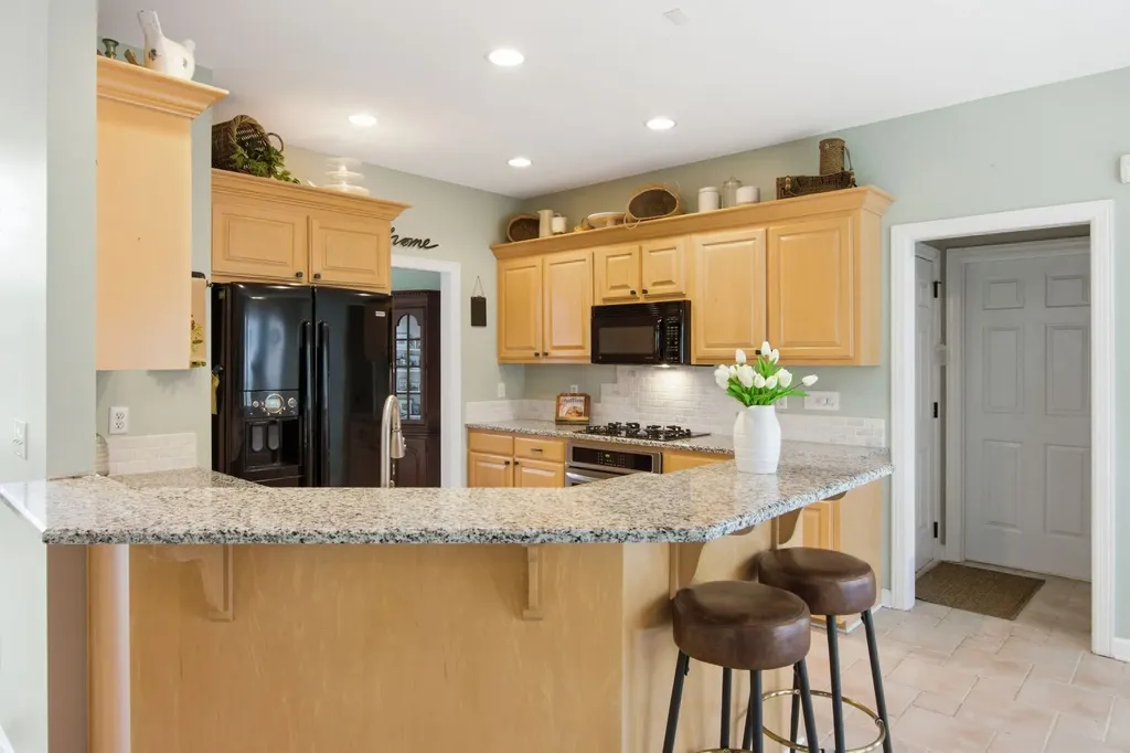 108 Albemarle Drive Tullahoma TN 37388