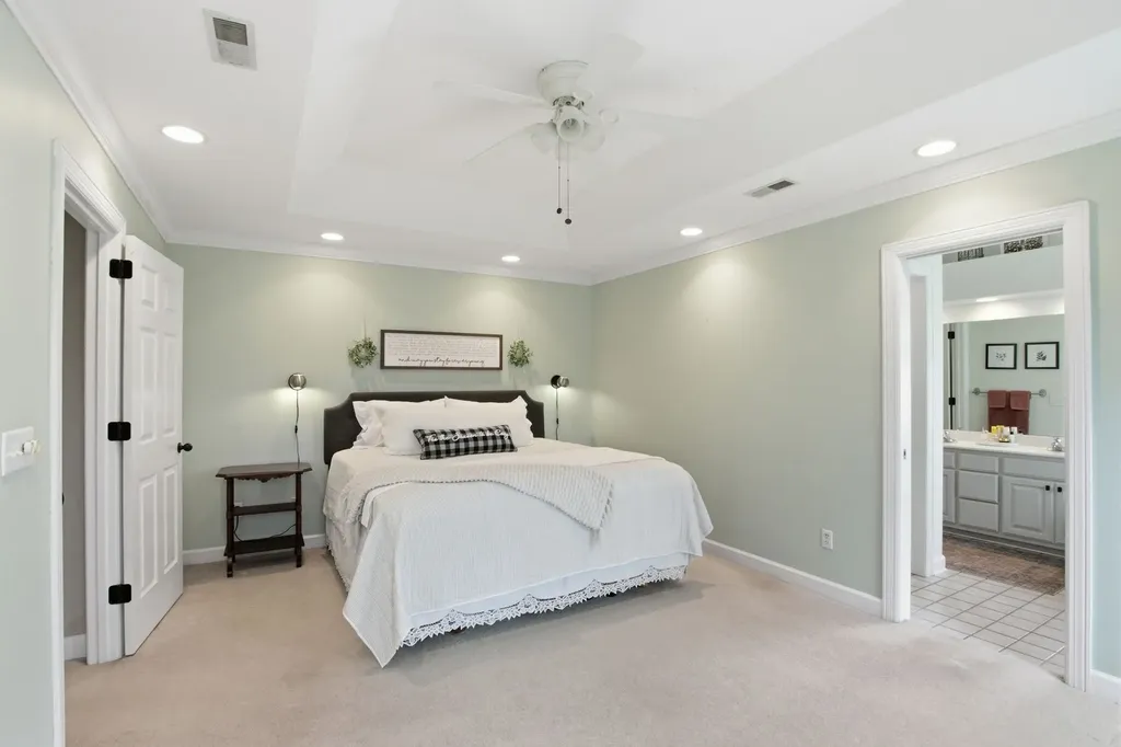 108 Albemarle Drive Tullahoma TN 37388