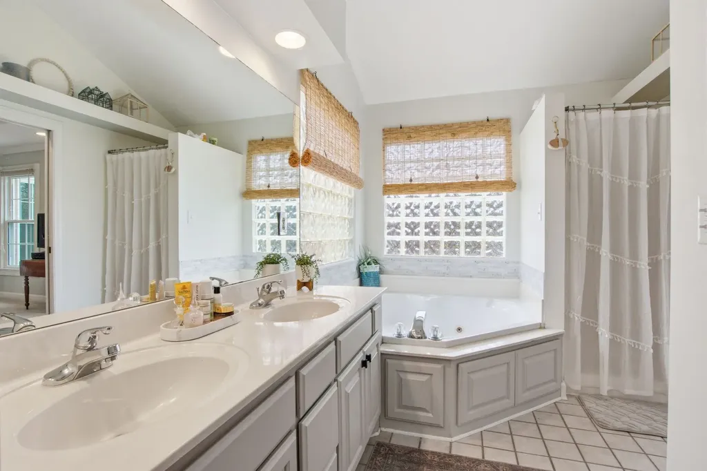 108 Albemarle Drive Tullahoma TN 37388