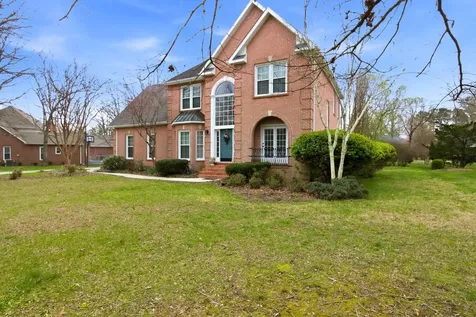 108 Albemarle Drive Tullahoma TN 37388