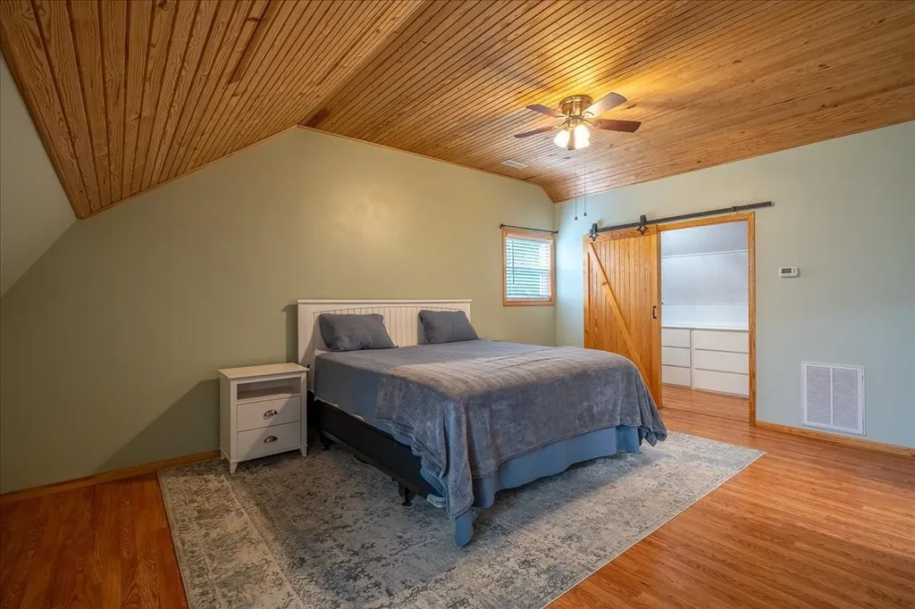 4380 Pulaski Highway Culleoka TN 38451
