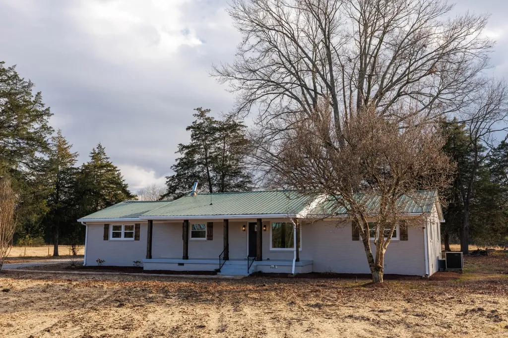 2239 Hunter Bills Road Lewisburg TN 37091