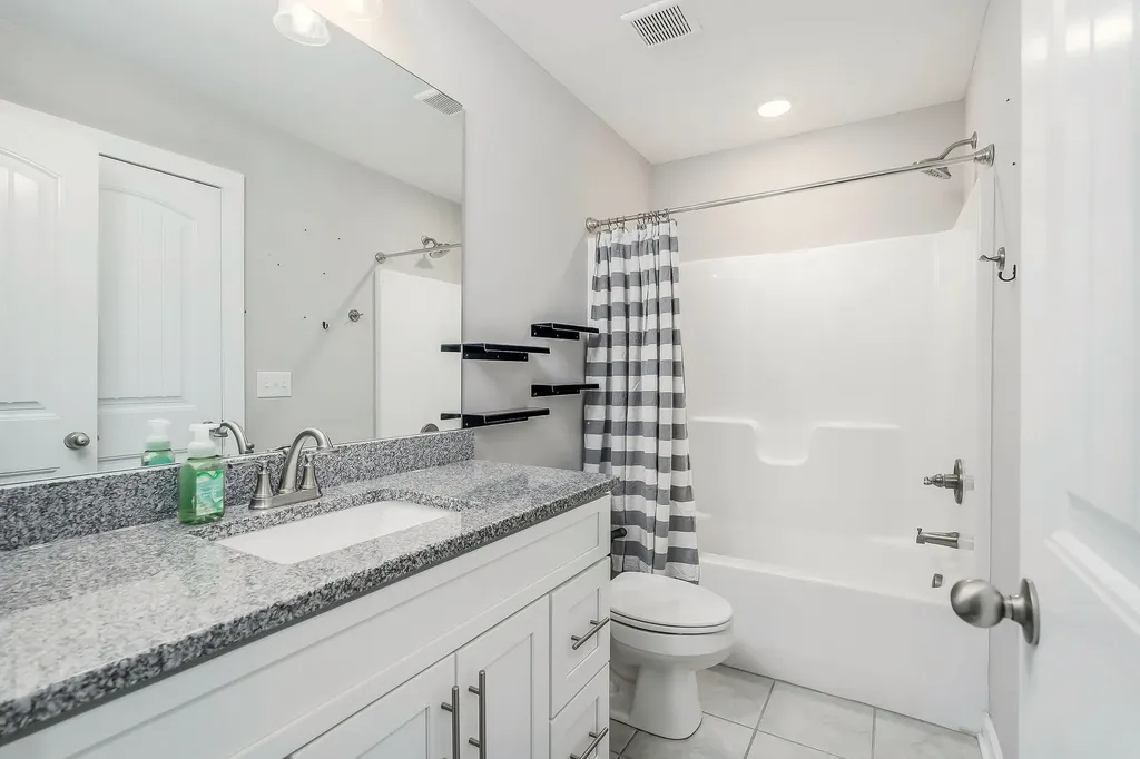 158 Briarwood Lane Smithville TN 37166