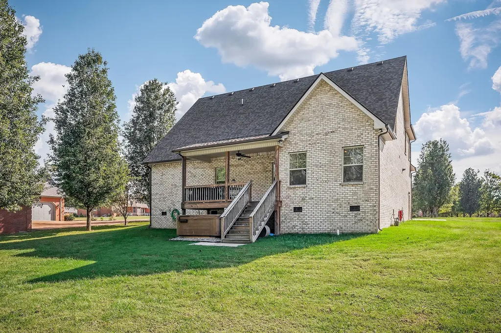 158 Briarwood Lane Smithville TN 37166