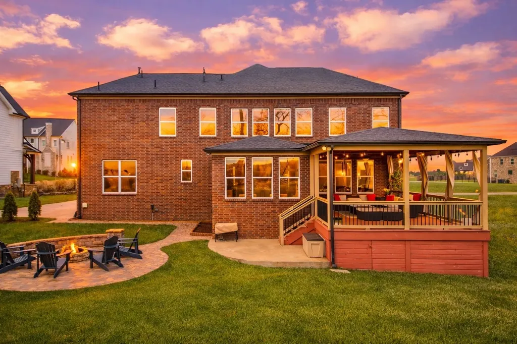 7065 Fiddlers Glen Drive Arrington TN 37014