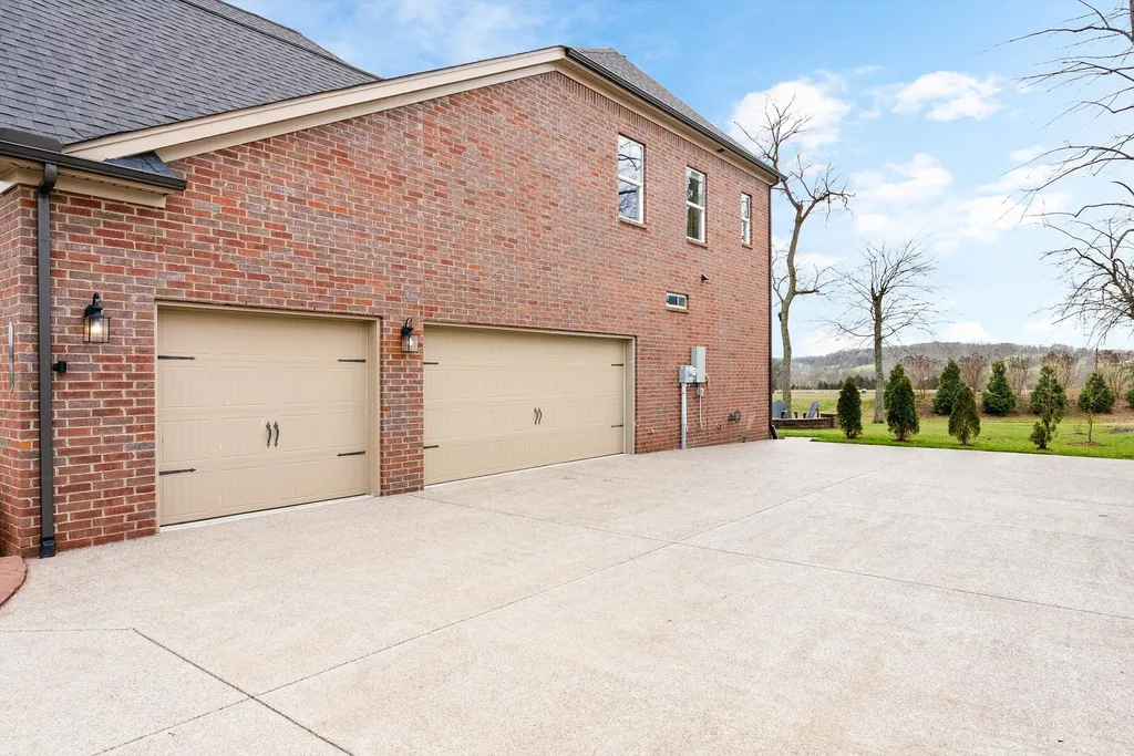 7065 Fiddlers Glen Drive Arrington TN 37014