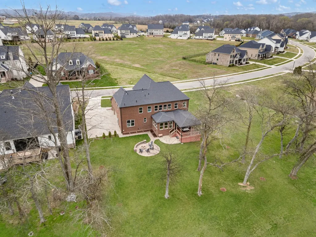 7065 Fiddlers Glen Drive Arrington TN 37014