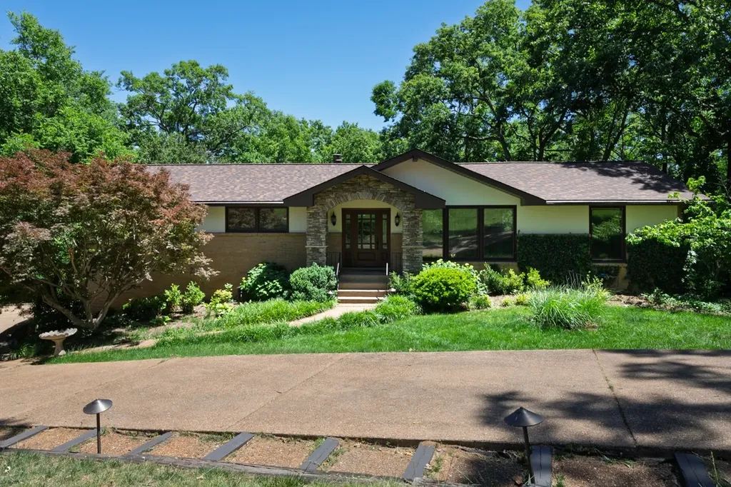 176 Lelawood Circle Nashville TN 37209
