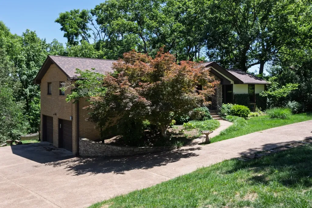 176 Lelawood Circle Nashville TN 37209