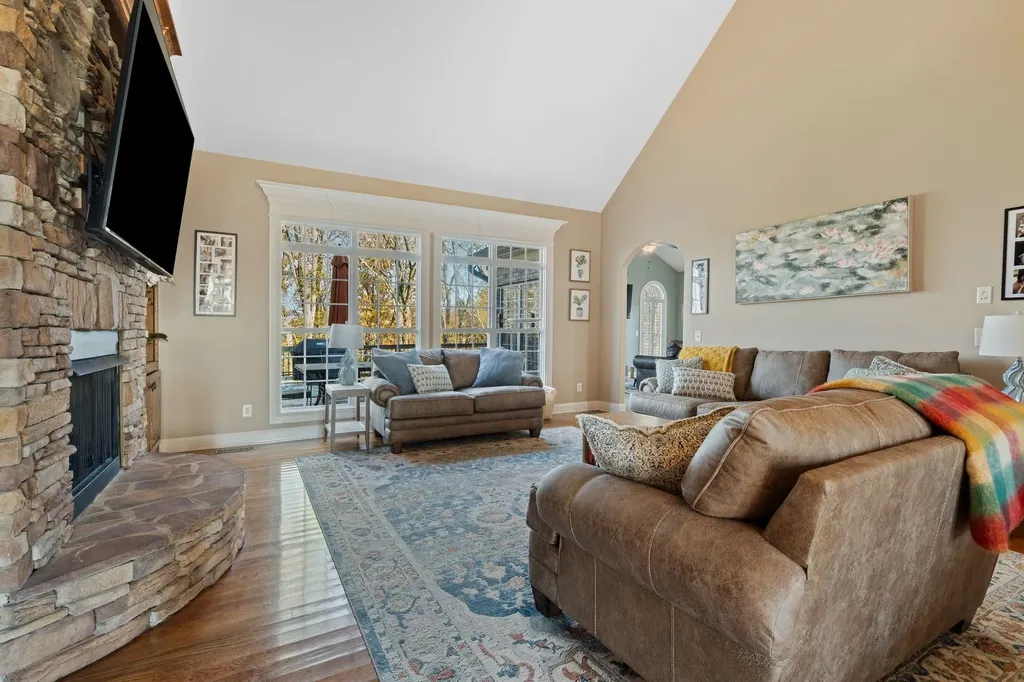 223 Hidden Harbour Drive Mount Juliet TN 37122