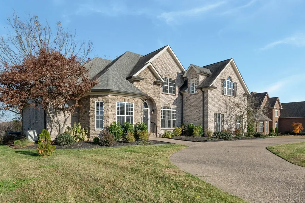 223 Hidden Harbour Drive Mount Juliet TN 37122