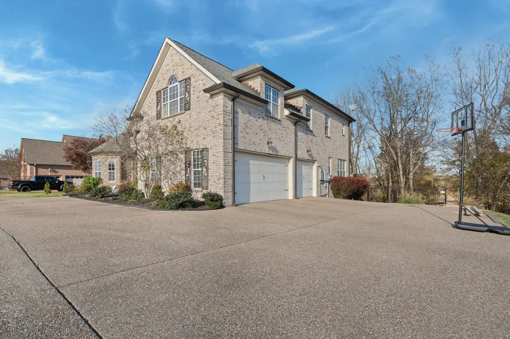 223 Hidden Harbour Drive Mount Juliet TN 37122