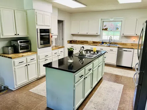 91 Whispering Oaks Street Summertown TN 38483