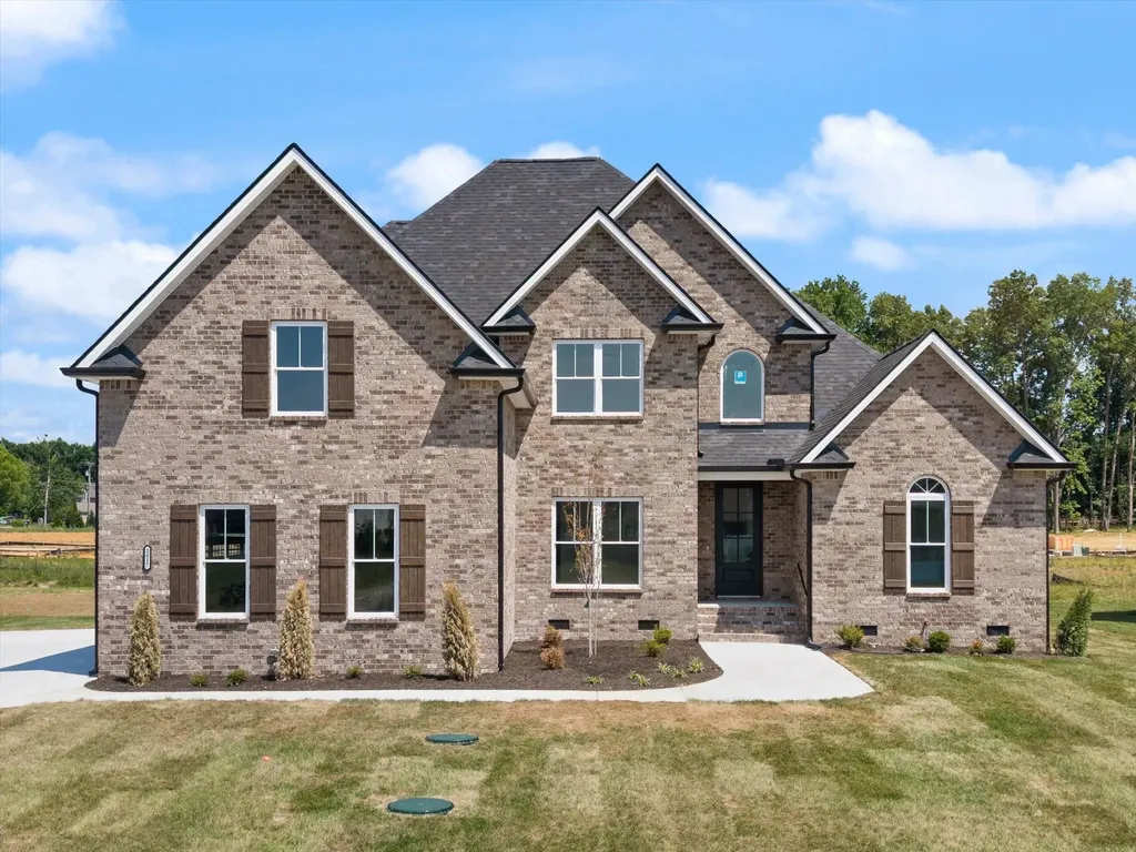 2817 Canfield Drive Murfreesboro TN 37128