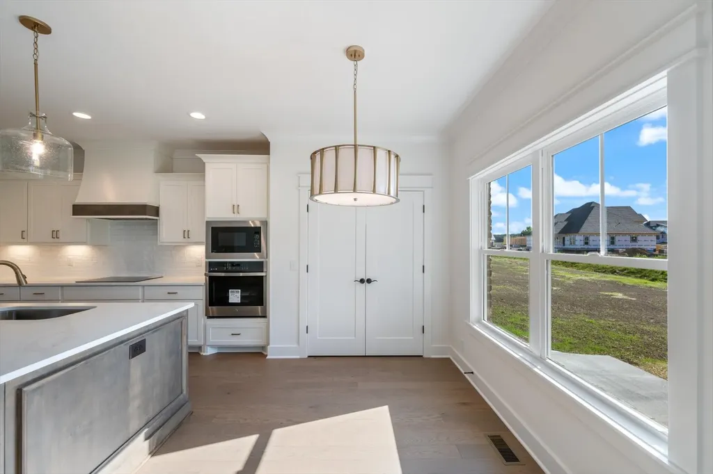 2817 Canfield Drive Murfreesboro TN 37128