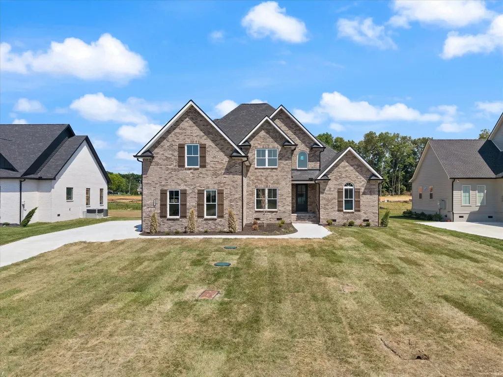 2817 Canfield Drive Murfreesboro TN 37128