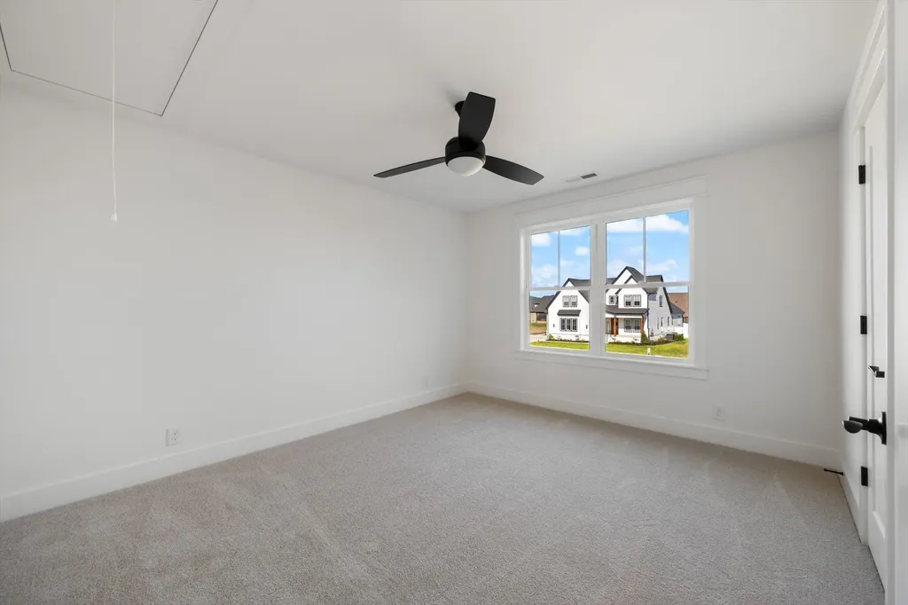2817 Canfield Drive Murfreesboro TN 37128