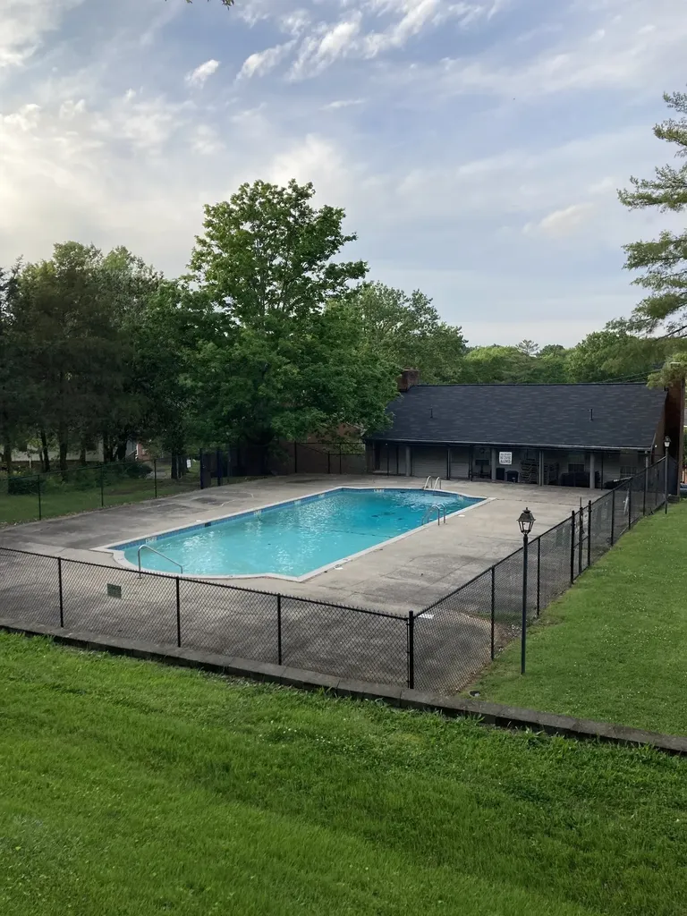 5510 Country Drive Nashville TN 37211