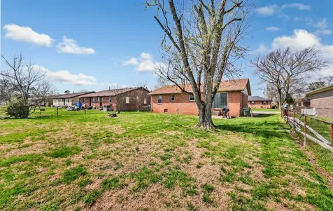 406 Lucky Debonair Drive Hopkinsville KY 42240