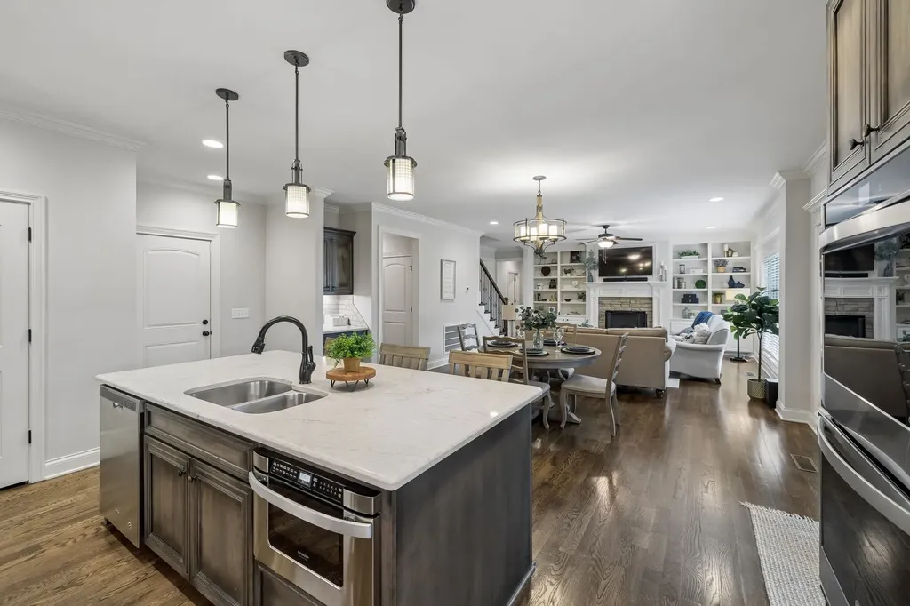 907 Larkspur Lane Lebanon TN 37087