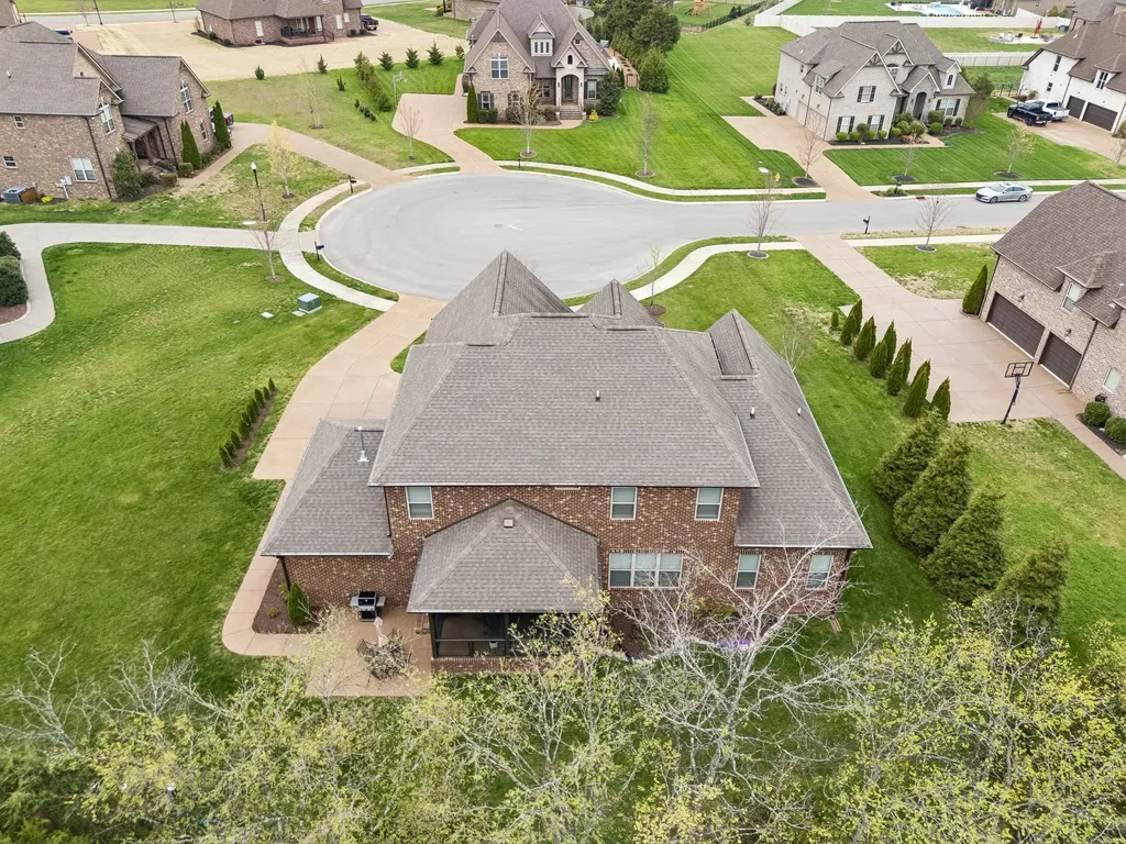 907 Larkspur Lane Lebanon TN 37087
