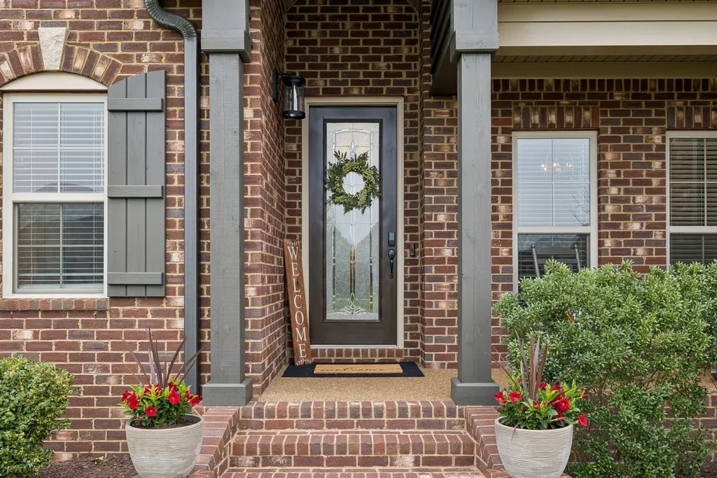 907 Larkspur Lane Lebanon TN 37087