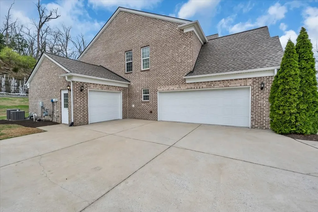 724 Thurrock Circle Brentwood TN 37027