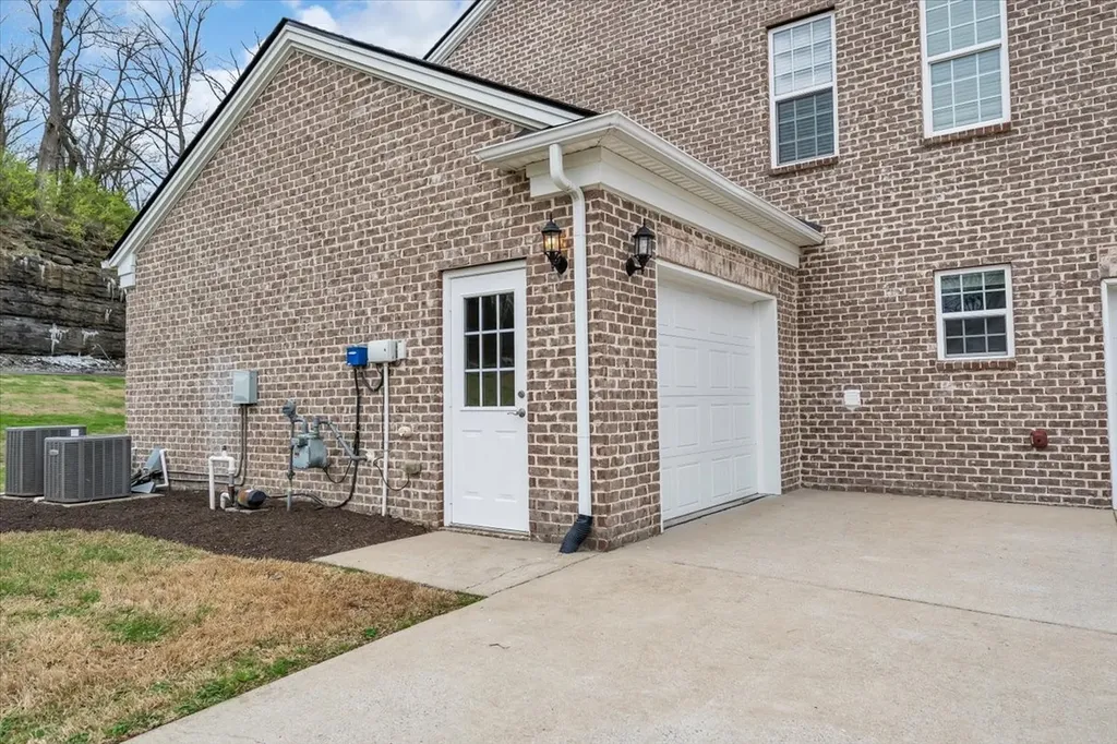 724 Thurrock Circle Brentwood TN 37027