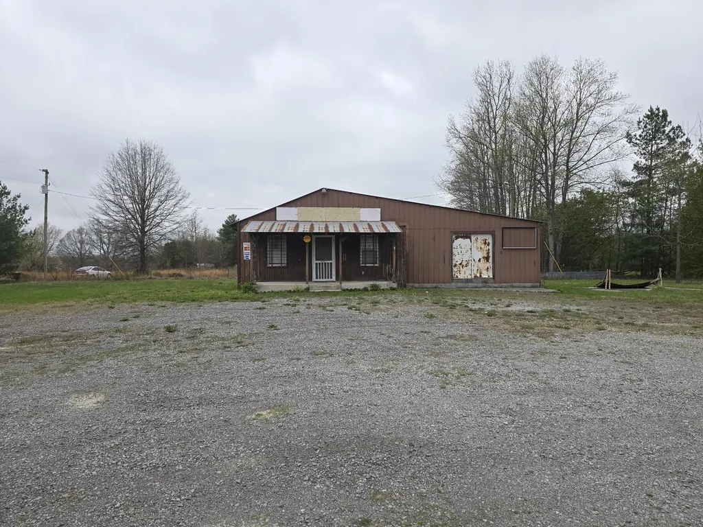7089 Short Mountain Road Mcminnville TN 37110