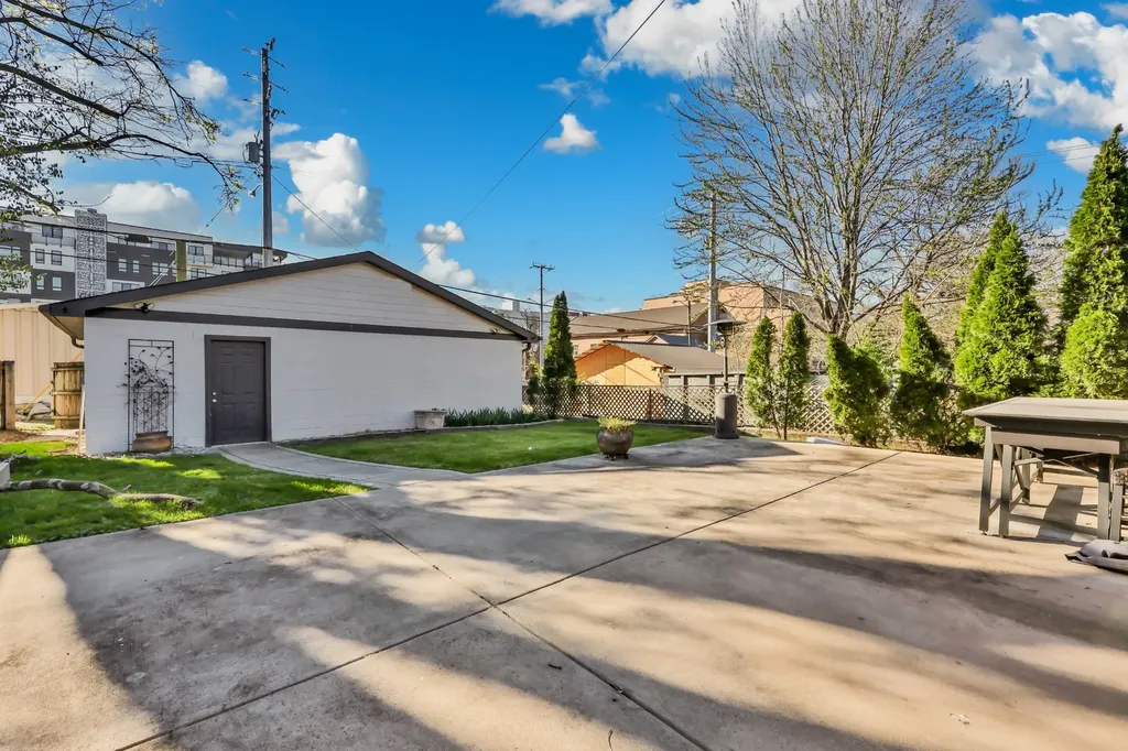 1003 Villa Place Nashville TN 37212